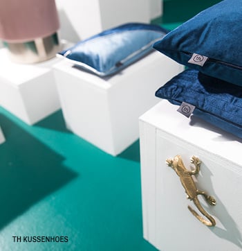 Kussenhoezen in blauw uit de Trendhoper collectie #sierkussens