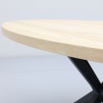 Eettafel Aspen ovaal met spinpoot 5x5