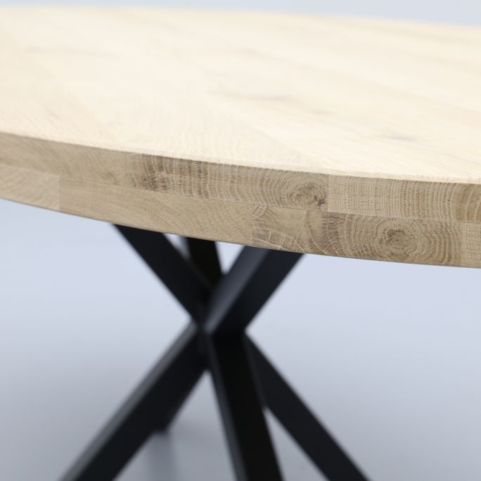 Eettafel Aspen ovaal met spinpoot 5x5
