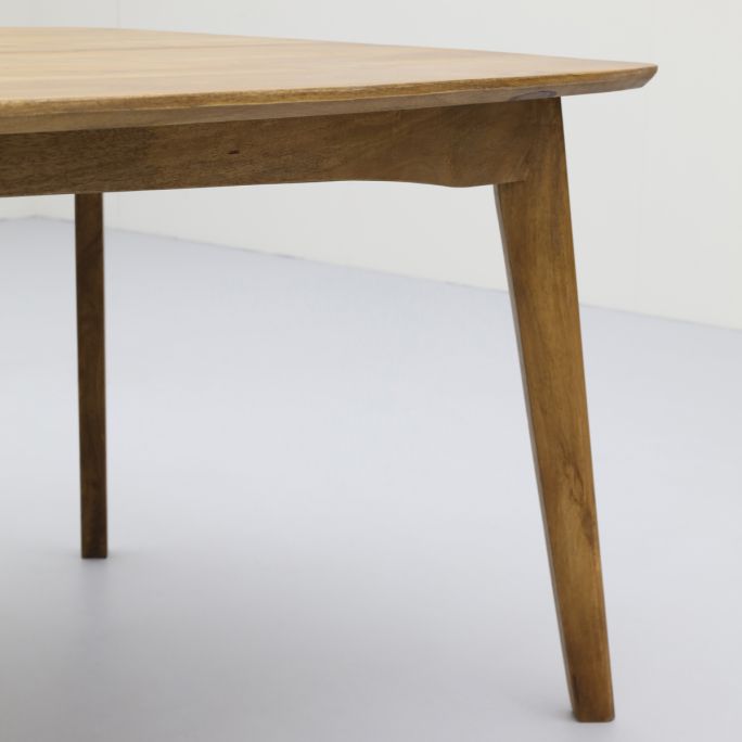 Eetkamertafel Falko