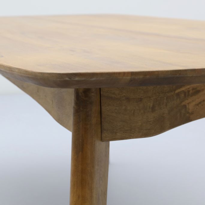 Eetkamertafel Falko