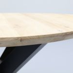 Eettafel Conroe rond met metalen matrixpoot