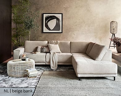 Beige bank van NLwoont voor Scandinavisch of Japandi interieur